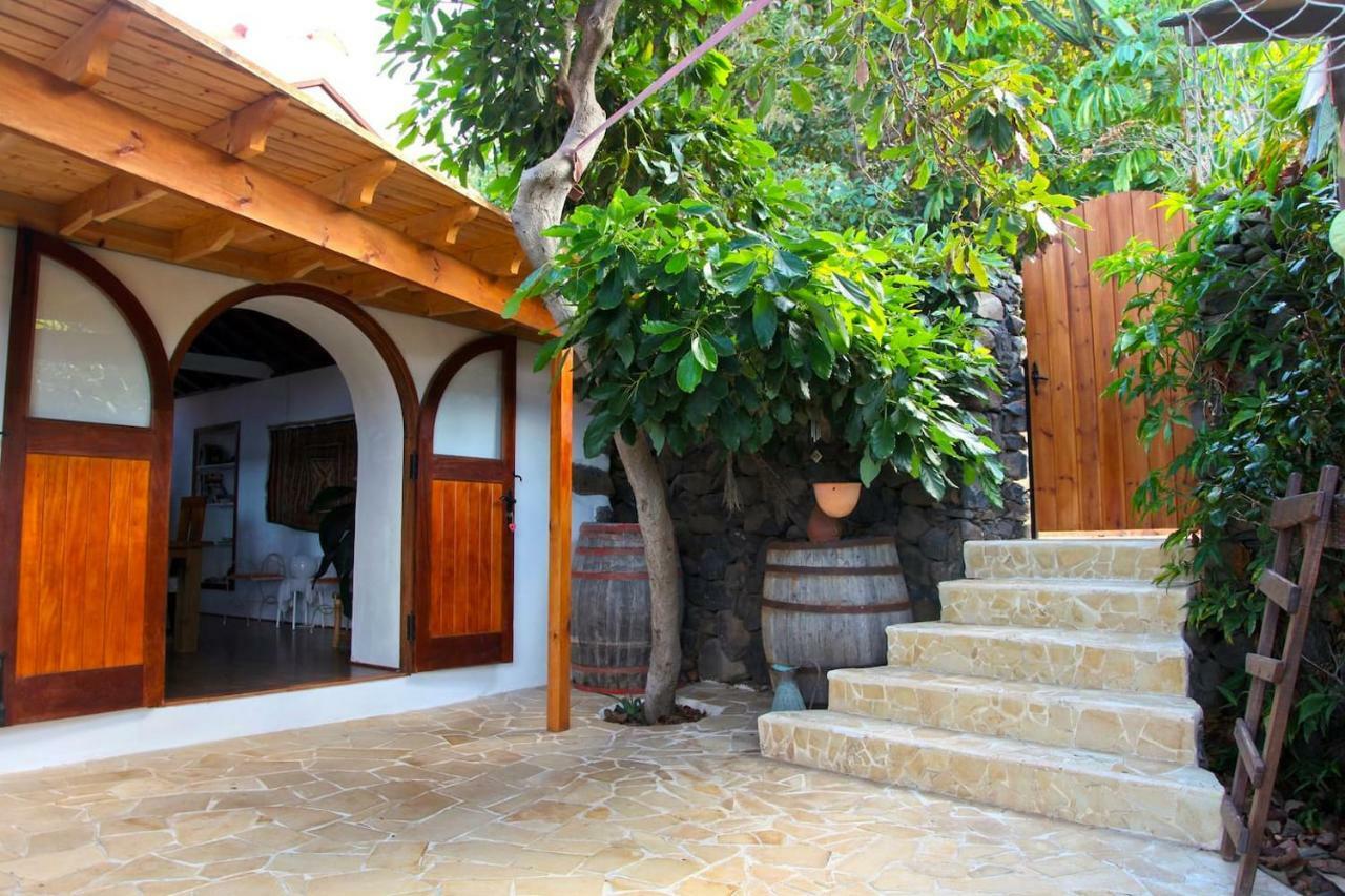 Villa With Ocean View Agulo Exterior photo